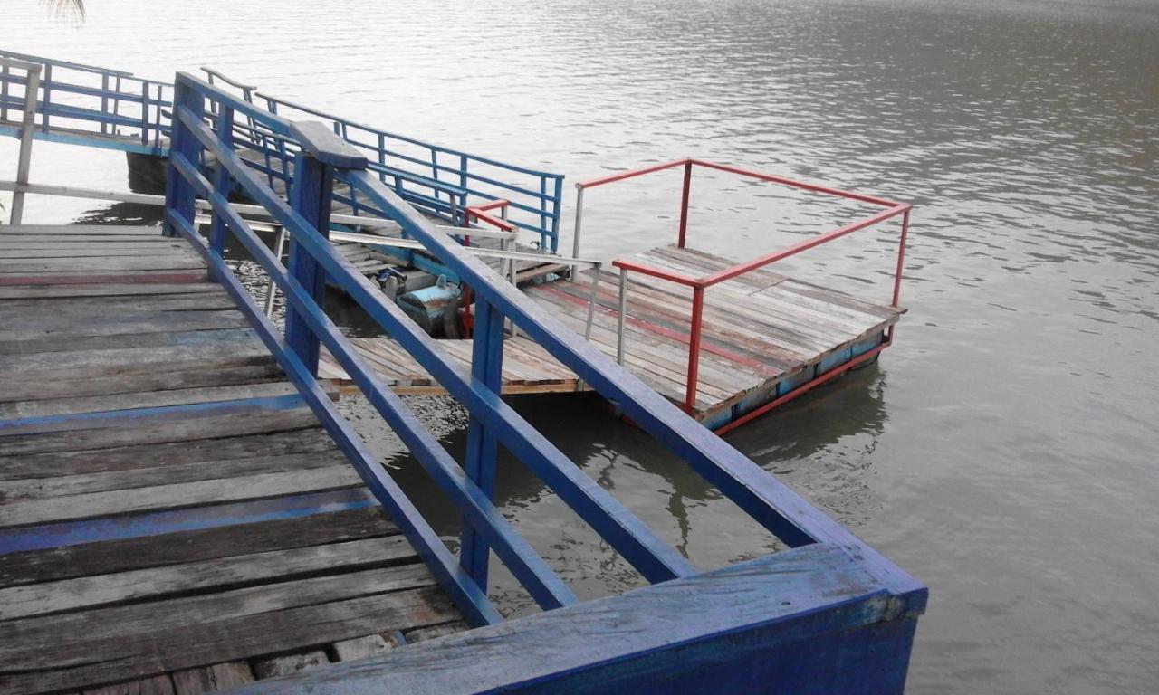 Aylos Bay Akosombo Bagian luar foto