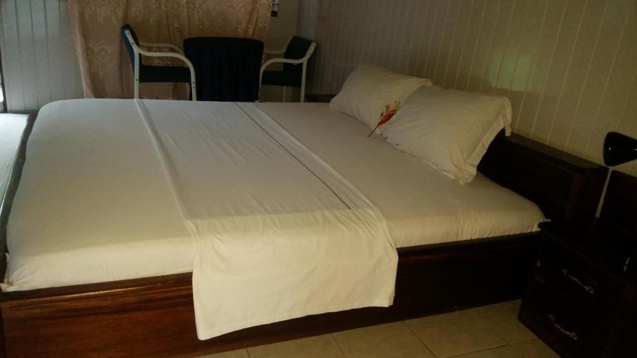 Aylos Bay Akosombo Bagian luar foto