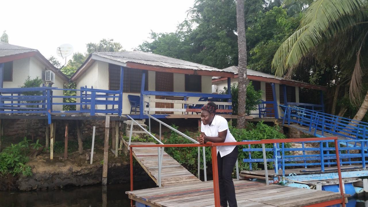 Aylos Bay Akosombo Bagian luar foto